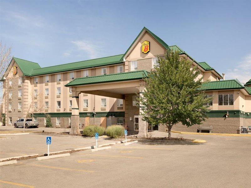 Hotel Super 8 By Wyndham Calgary Shawnessy Area Extérieur photo